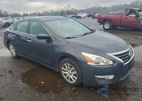 2015 Nissan Altima 2.5 z USA, uszkodzony, nr VIN 1N4AL3AP9FC122376
